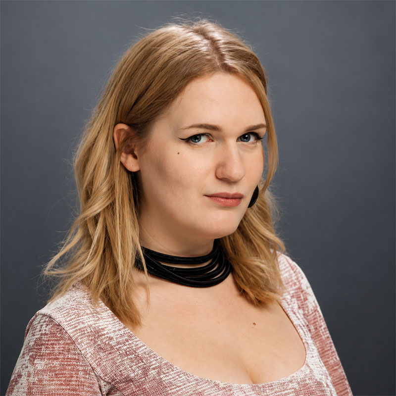 Hella Zsirka