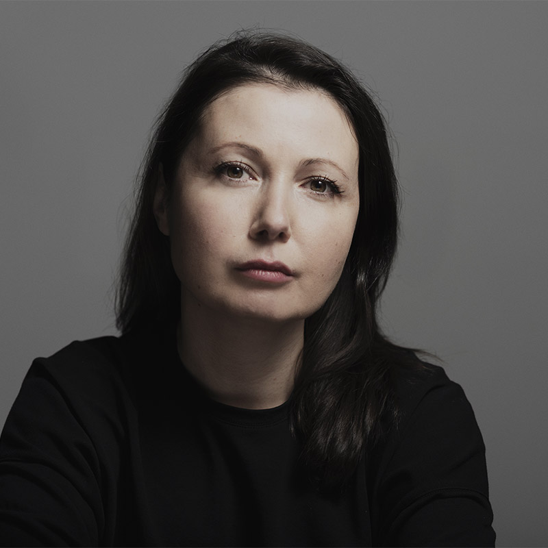 Yana Buhrer Tavanier